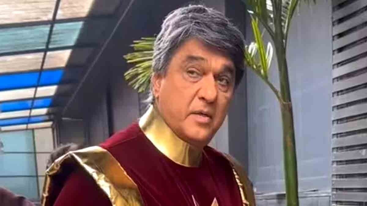 Mukesh Khanna loses cool as he asks paps to keep quiet netizens roast him in return ENT