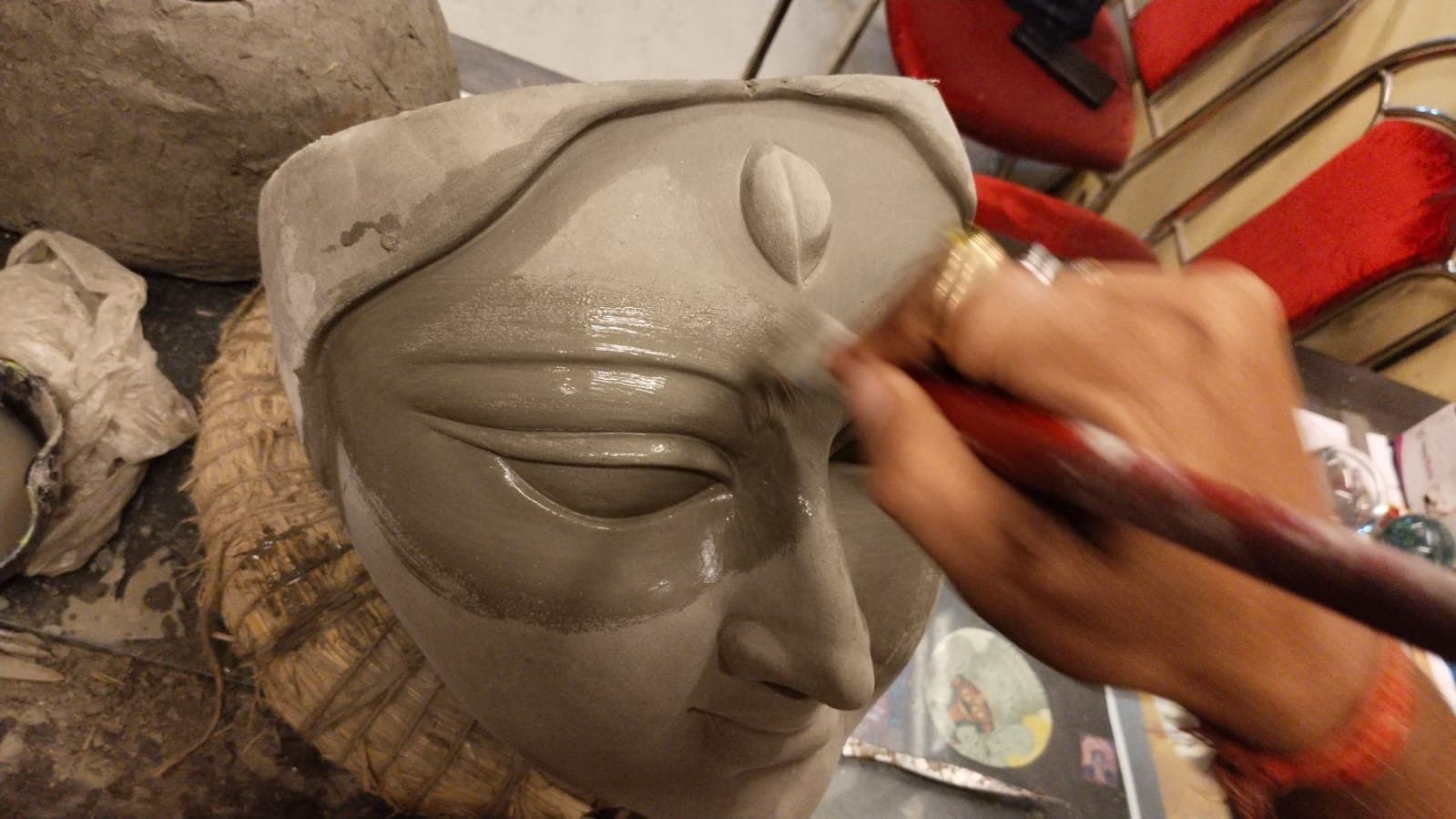 kumortuli artists are facing significant difficulties in making idols because of heavy rain gnr