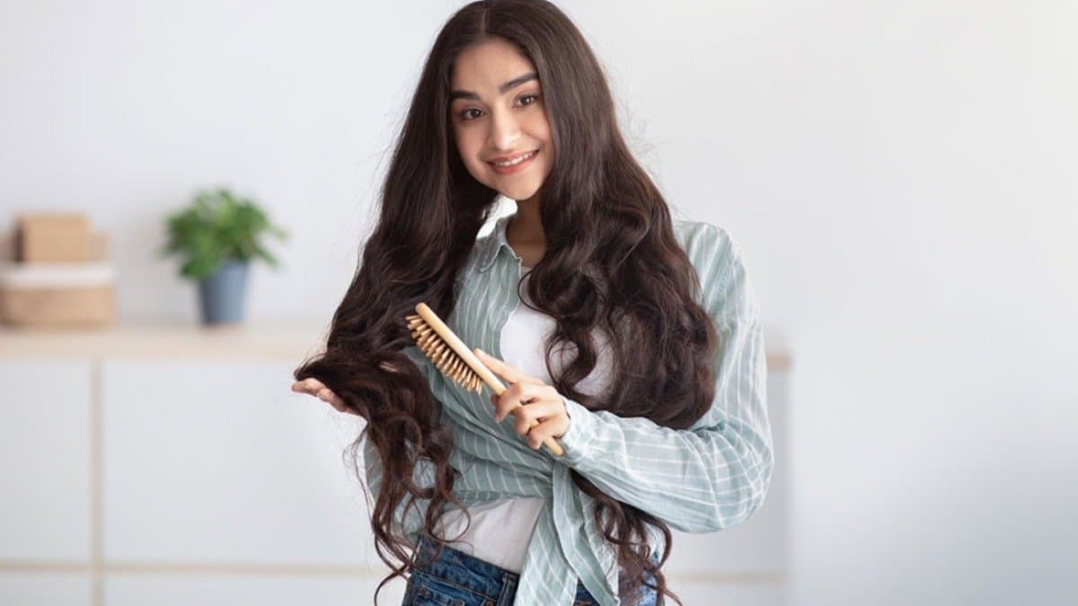 This homemade hair pack prevents hairfall and helps to grow hair fast