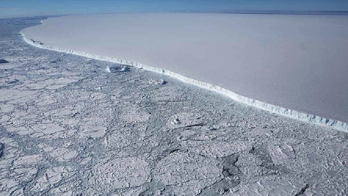 Water of Antarctic is getting saltier which is not good news for Global Warming