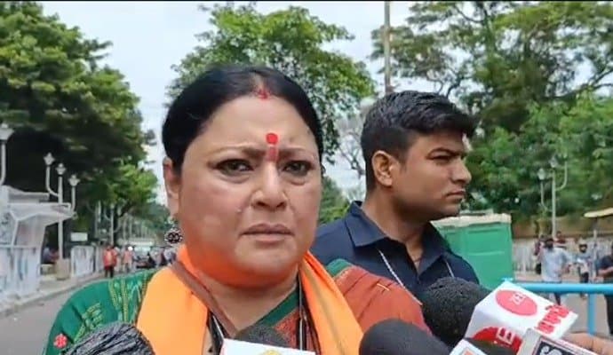  RG Kar Case protester Doctors shout Go back Slogan in front of BJP leader Agnimitra Paul gnr 