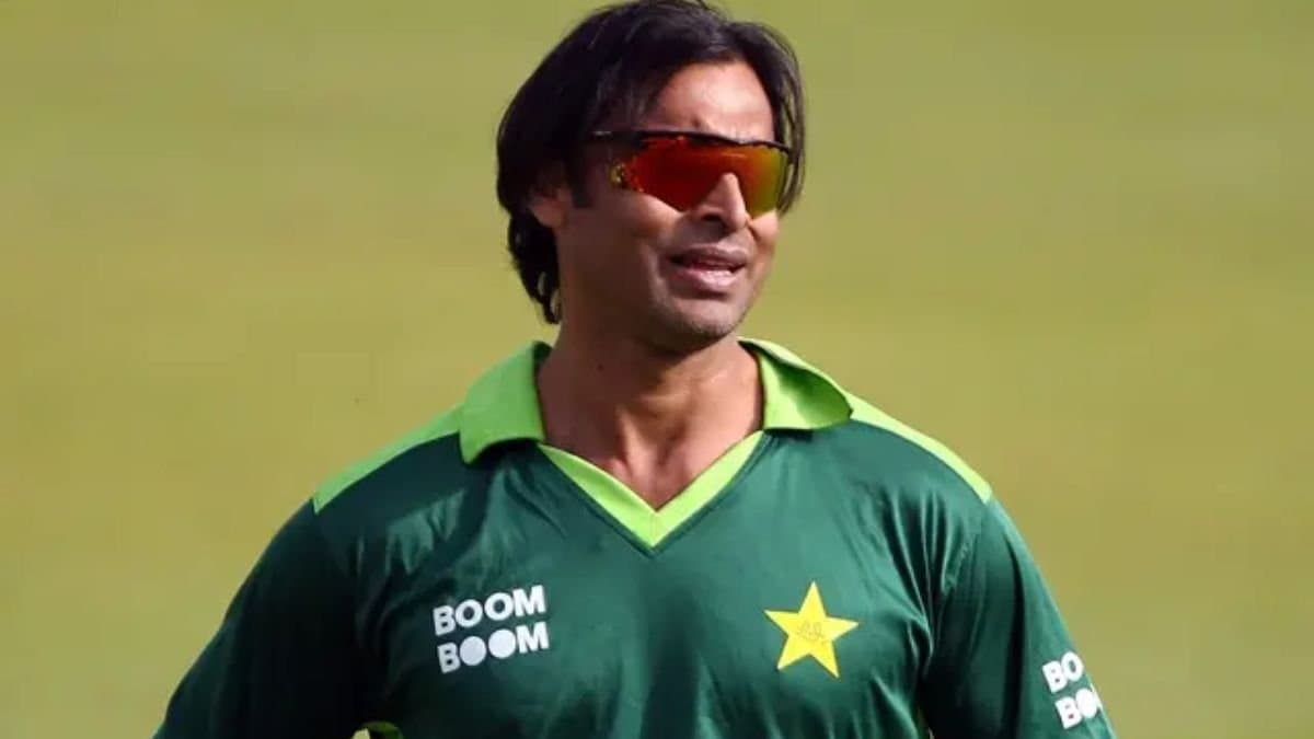 Former Pakistan cricketers Shoaib Akhtar and Mohammad Hafeez lauded Hardik Pandya spt 