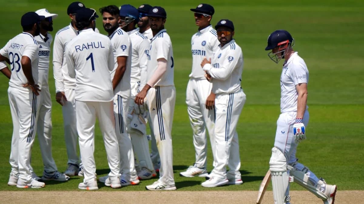 ভালবেসে বদলেছেন ধর্ম, এই তারকা ক্রিকেটারের স্ত্রী সবার থেকে আলাদা