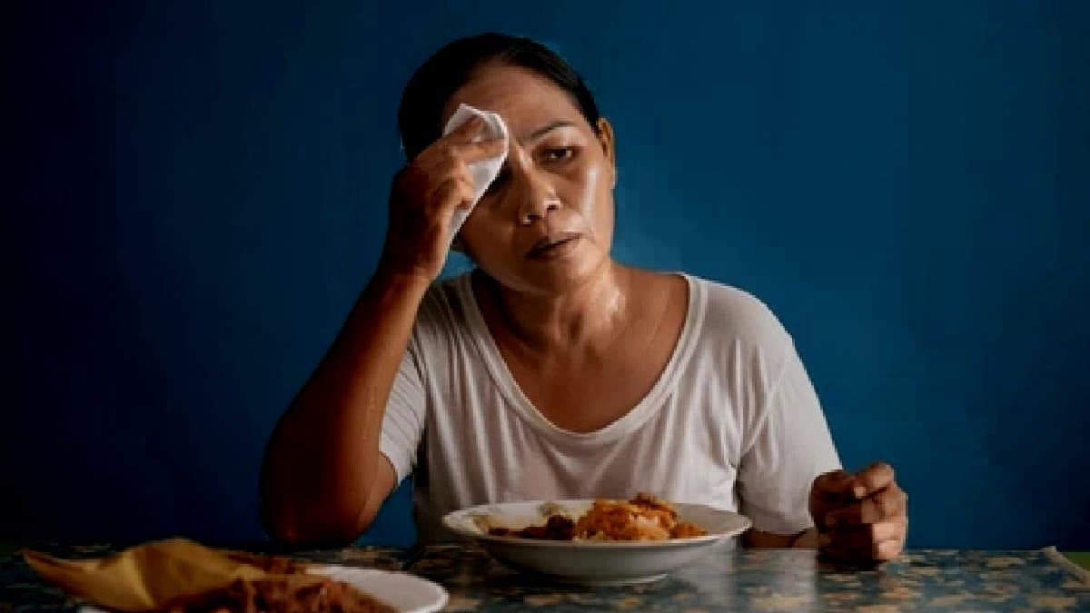 Fact Check: is sweating while eating hot and spicy food a symptom of Kidney Disease