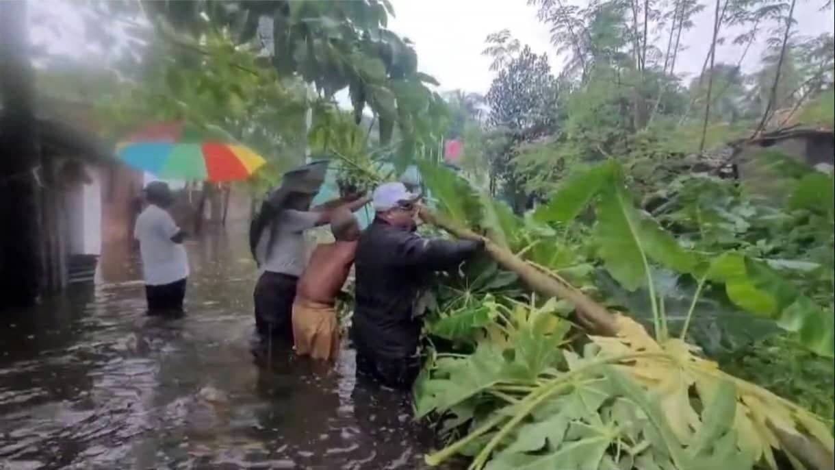 North 24 Pargana water logged in Bongaon Municipality many wards gnr 