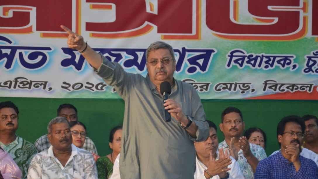 Kalyan Banerjee Demands discussion on Parliament on Deaths in Kashmir and Kumbhmela 