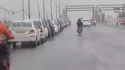 Chennai residents move vehicles to flyovers to survive from the cyclone fengal_gnr