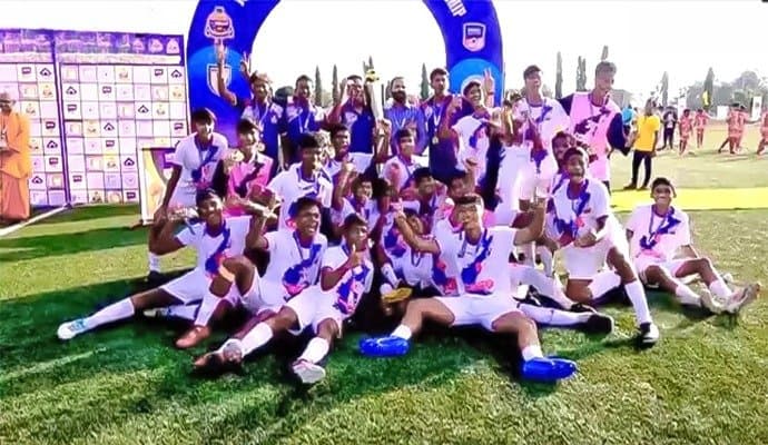 Bengal u-16 football team wins BC roy trophy spt 
