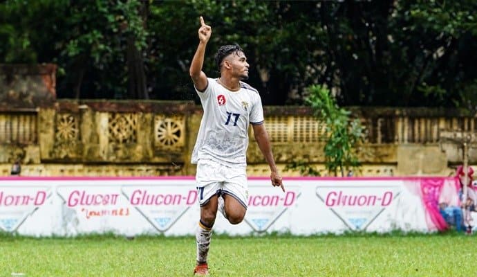 United Kolkata Sports Club and salkia friends association match ends in a stalemate despite several chancesspt 