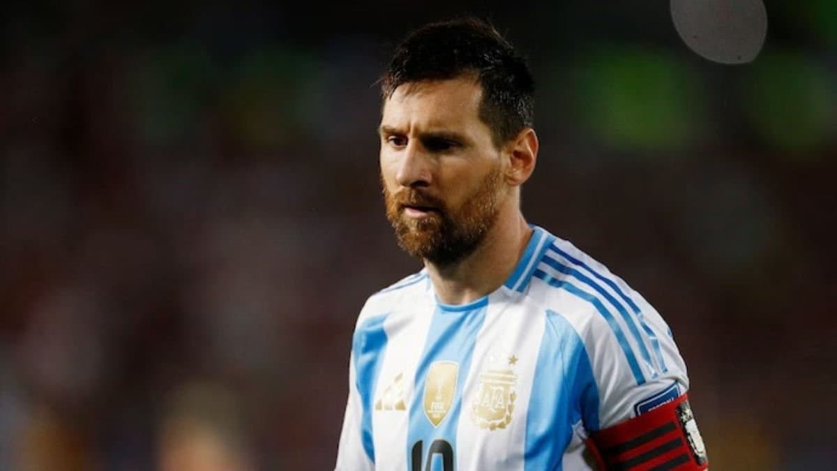 Paraguay footballer Omar Alderete apologises to Lionel Messi spt 