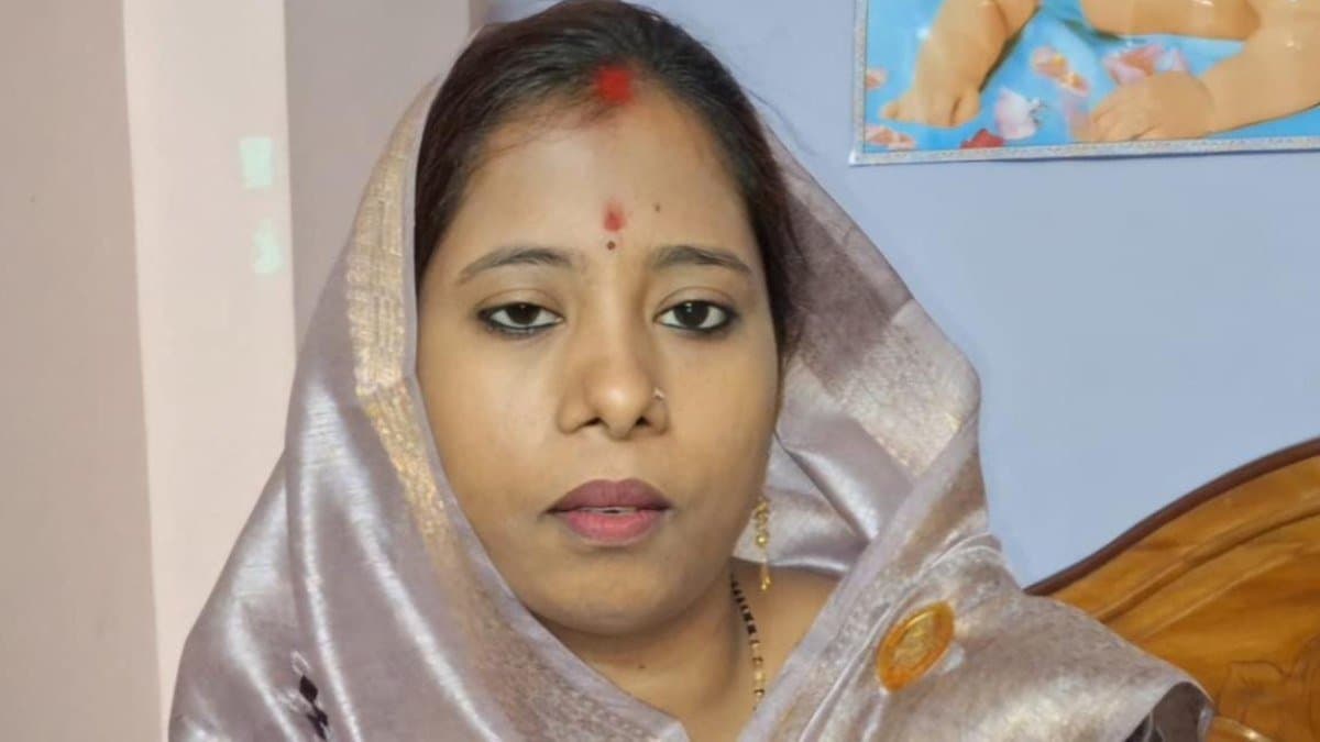 Wife of BSF Jawan Purnam Kumar Sau will visit him in Pathakot