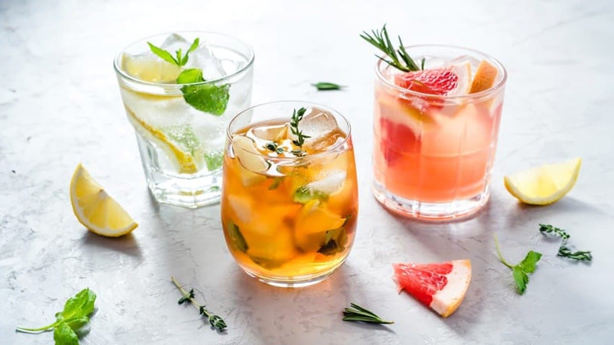 these all drinks can improve your liver function, increase metabolism and gives you a healthy start at morning lif