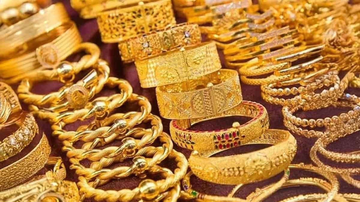 Gold Price Today Big Fall Check 22 and 24 Carat Gold Price on 17 September 