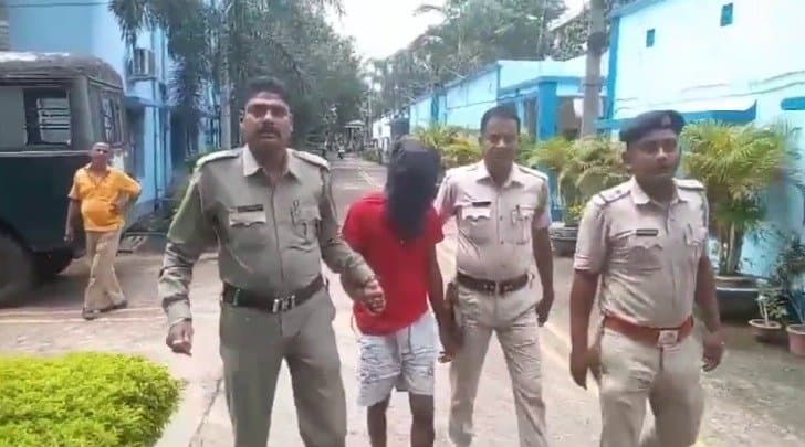 Woman Murder The Burdwan Police are investigating the motive of the Adivasi woman murder