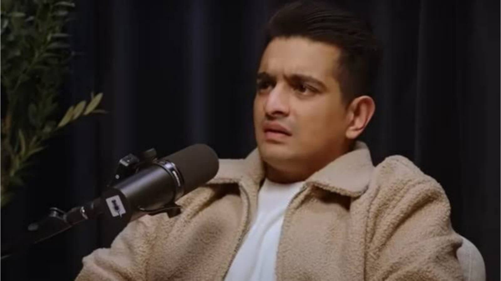 ranveer allahbadia to deposit his passport at the thane police station and said he shall not leave the country without the prior permission of the court ent