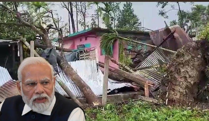 Jalpaiguri: জলপাইগুড়িতে দুর্গতদের পাশে থাকতে বিজেপি নেতাদের নির্দেশ মোদির 