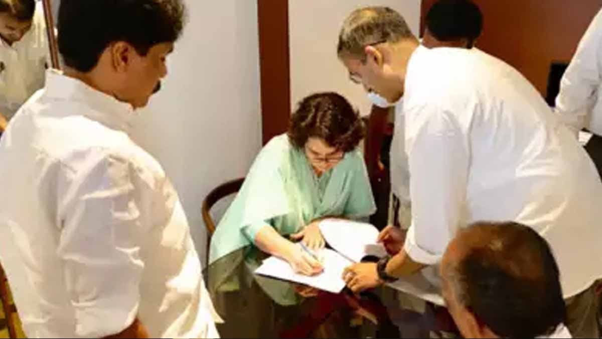 priyanka gandhi vadra files nomination for wayanad lok sabha bypoll gnr