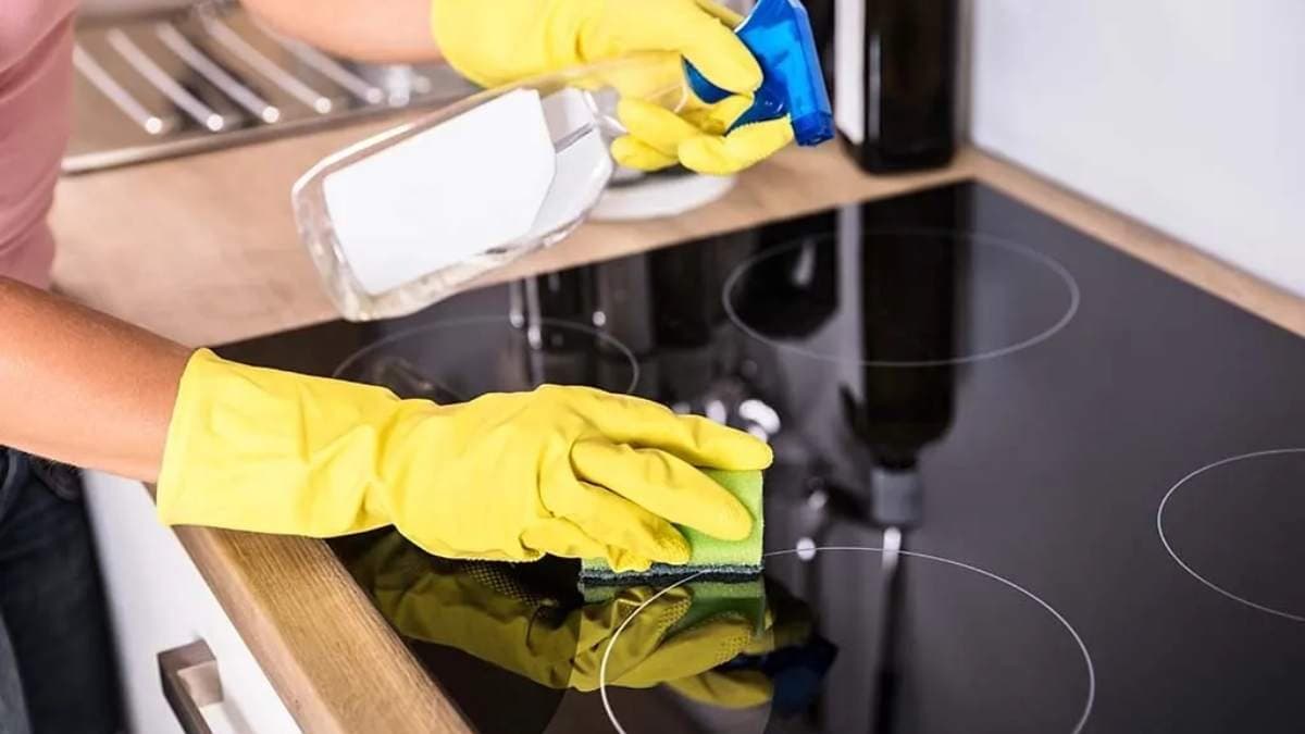 these simple kitchen ingredients that can clean grease and dust easily in minutes before Diwali lif