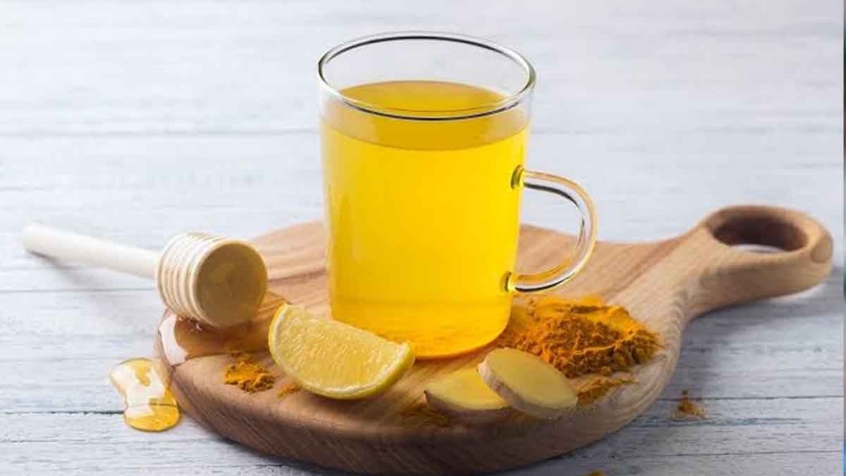 This drink make with urmeric and cinnamon powder,make your drink more healthy and powerful for weight loss lif