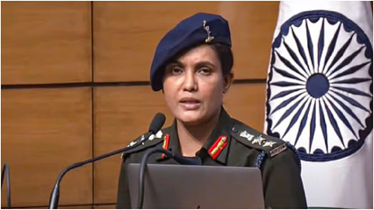 বয়স মাত্র ৪৪, ঝুলিতে একগুচ্ছ সাফল্য, কর্নেল সোফিয়াকে চিনুন এক নজরে