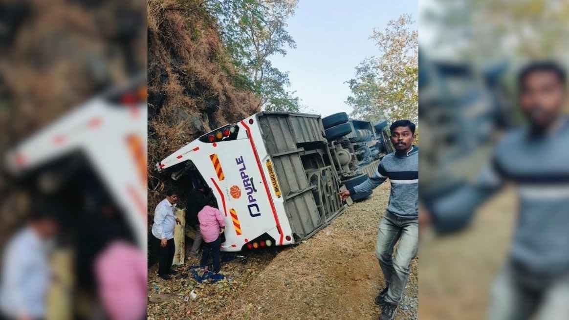 5 Killed, 27 Injured As Bus Carrying Wedding Guests Overturns In Maharashtra gnr