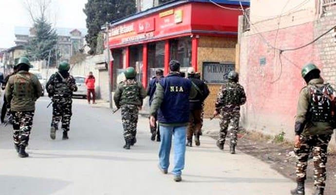 Raids:‌ সাত রাজ্যের ১৭ জায়গায় তল্লাশি এনআইয়ের, পলাতক লস্কর জঙ্গিদের খোঁজে চলছে অভিযান 
