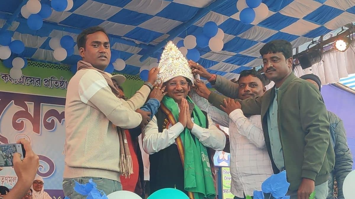 Kajal Sheikh was crowned at Milan mela gnr