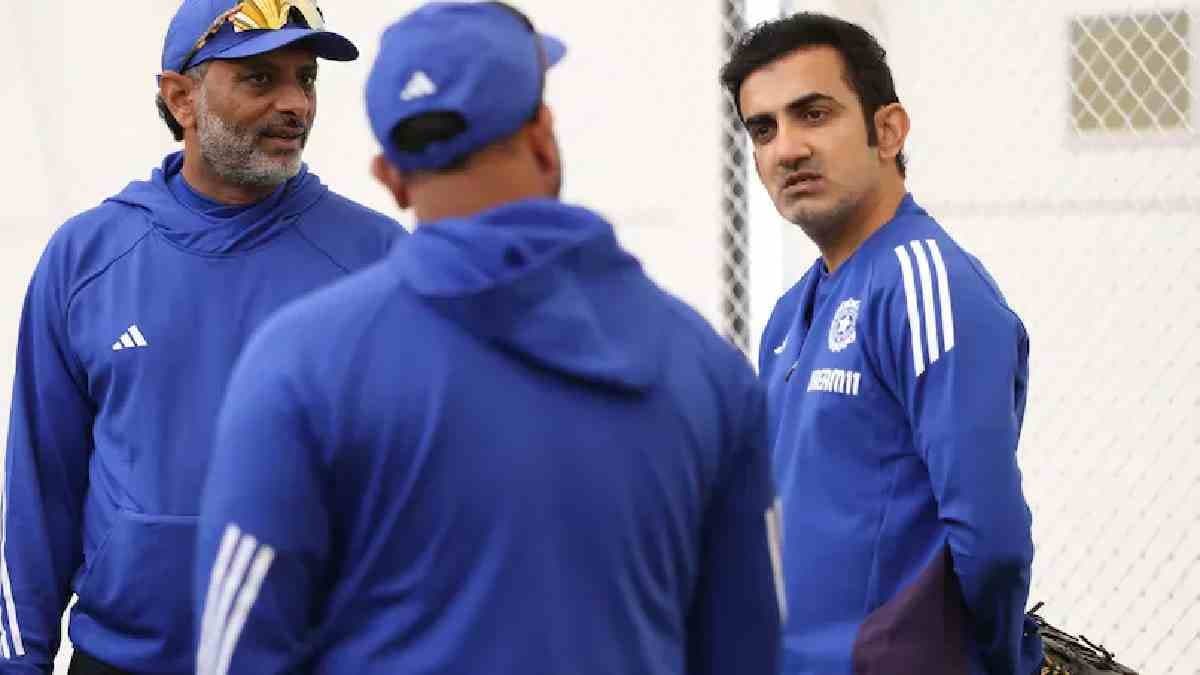 Gautam Gambhir Sent Blunt India first eleven Message
