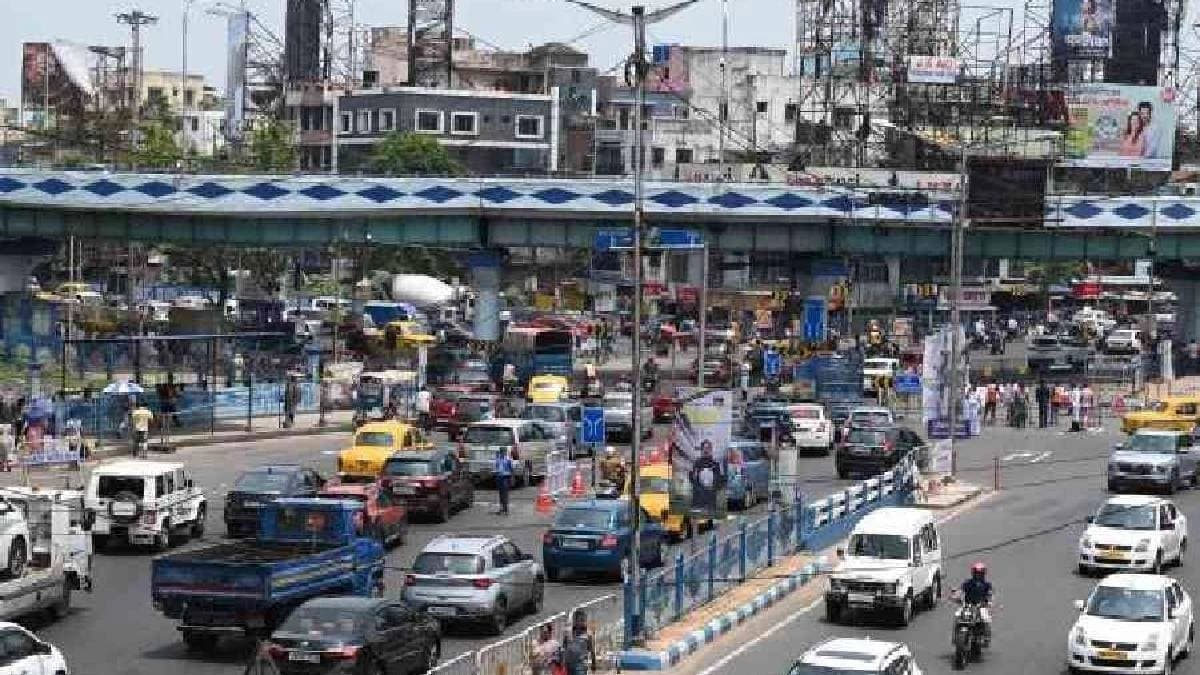 Kolkata police will conduct traffic trial at chingrighata this saturday midnight