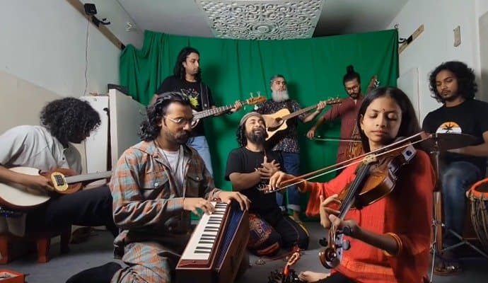 Mob Sets Hindu Musician Rahul Ananda's House On Fire In Dhaka gnr 