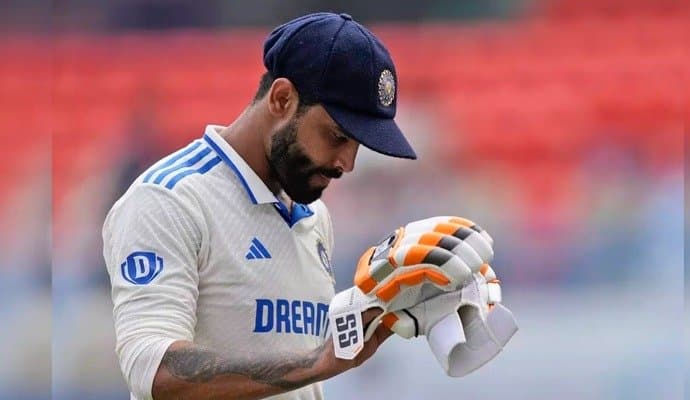 Ravindra Jadeja: চোটের জন্য দ্বিতীয় টেস্টে অনিশ্চিত জাদেজা, সমস্যায় ভারত