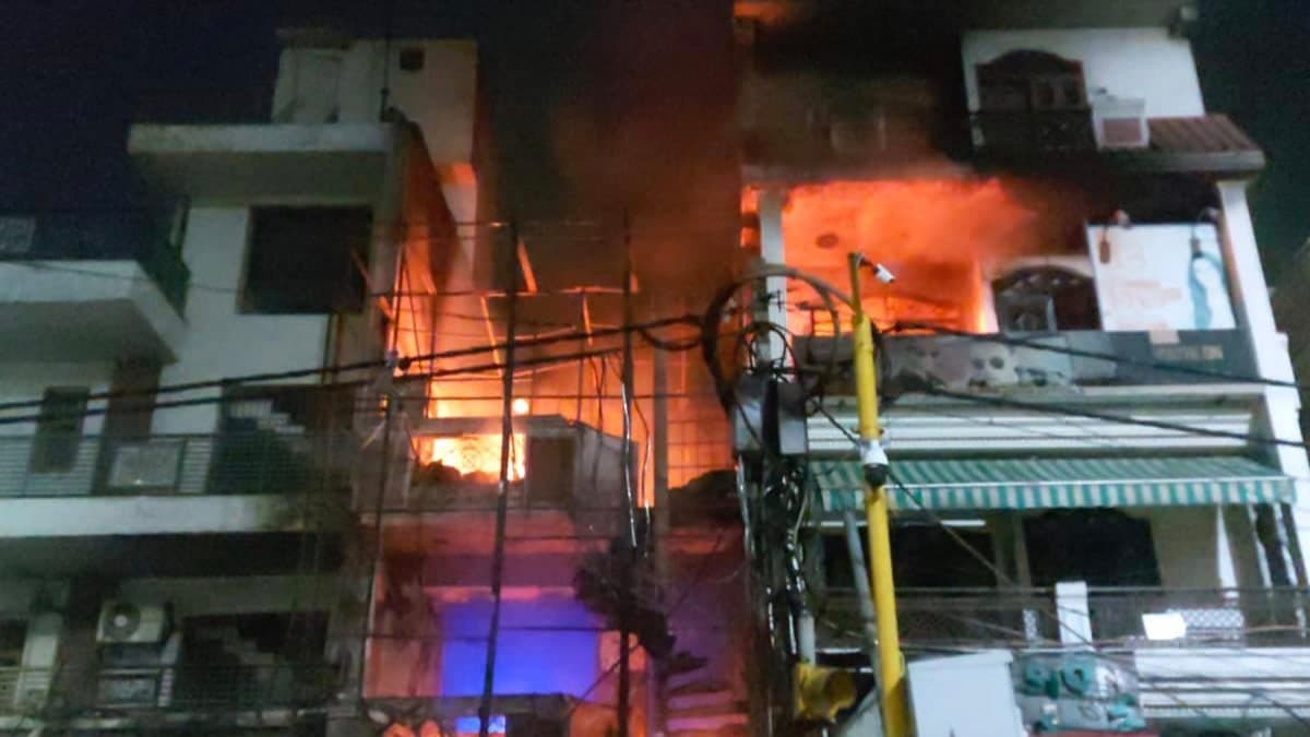 Delhi: দিল্লির শিশু হাসপাতালে ভয়াবহ অগ্নিকাণ্ড, মৃত ৭ সদ্যোজাত, আহত একাধিক 
