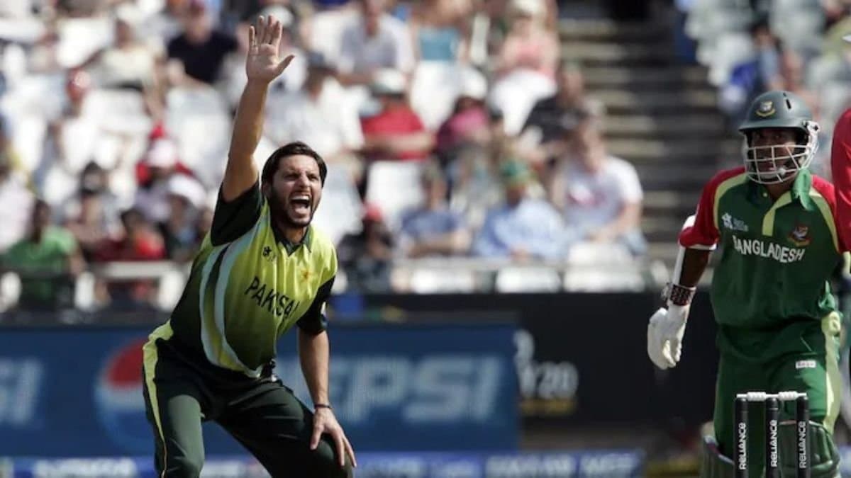  Former Pakistan captain Shahid Afridi has urged the PCB to boycott cricket events in India spt 