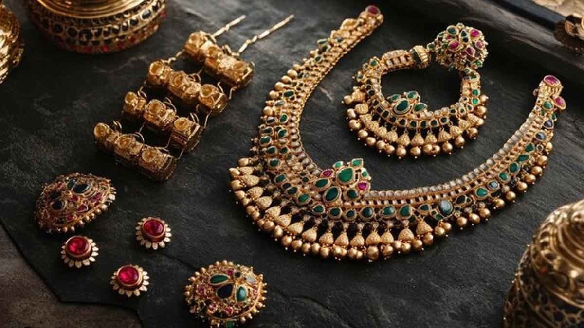 Gold Price Today Huge Change Check 22 and 24 Carat Gold Price on 29 September 