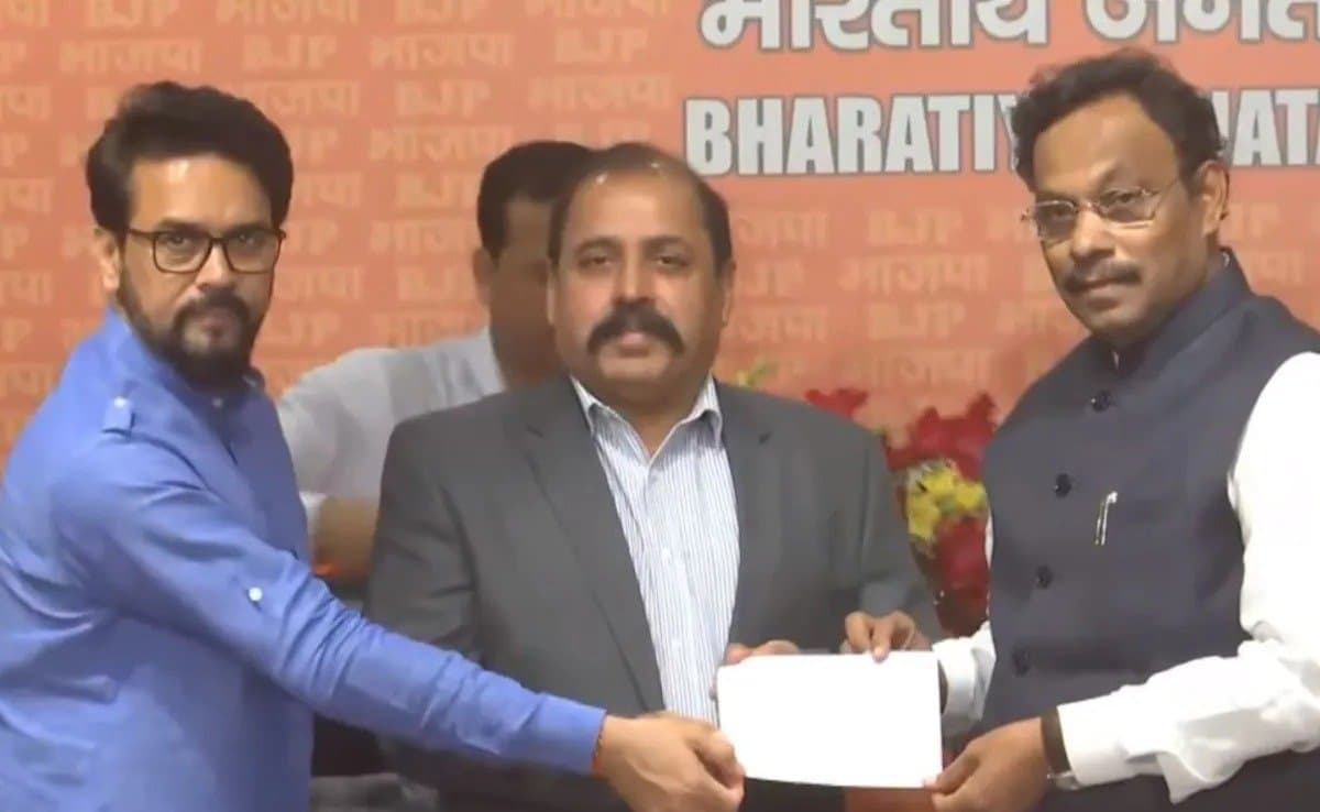 Former Chief of Air Staff RKS Bhadauria Joins BJP