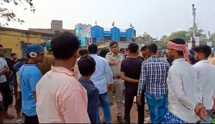 Salar: সালারে দুই গোষ্ঠীর সংঘর্ষ, মৃত ১, আহত কমপক্ষে ২৫ জন 