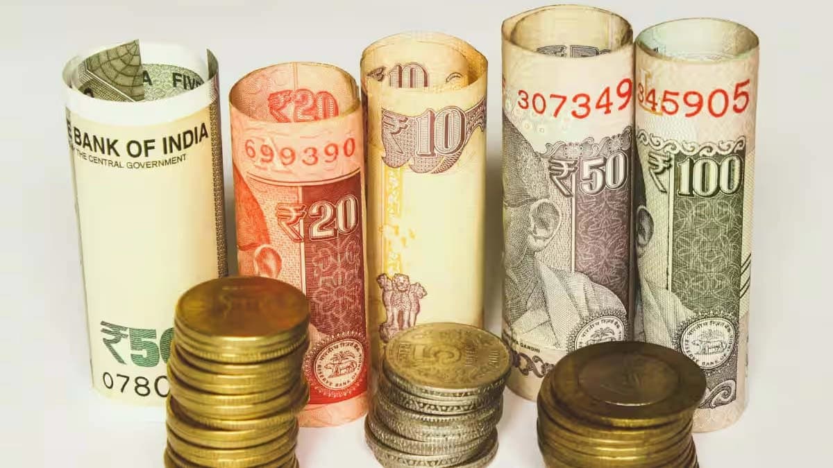 Investing rupees 90000 annually for 30 years where will the return be higher SIP or PPF