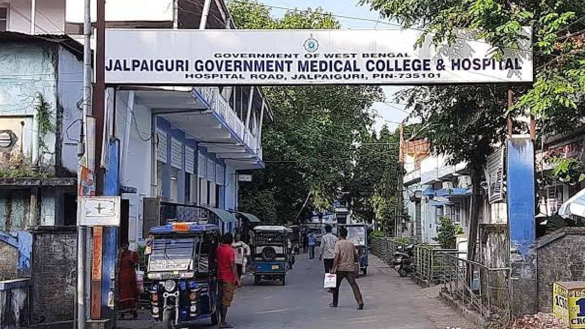 An under trial prisoner escaped from Jalpaiguri medical College and hospital gnr 