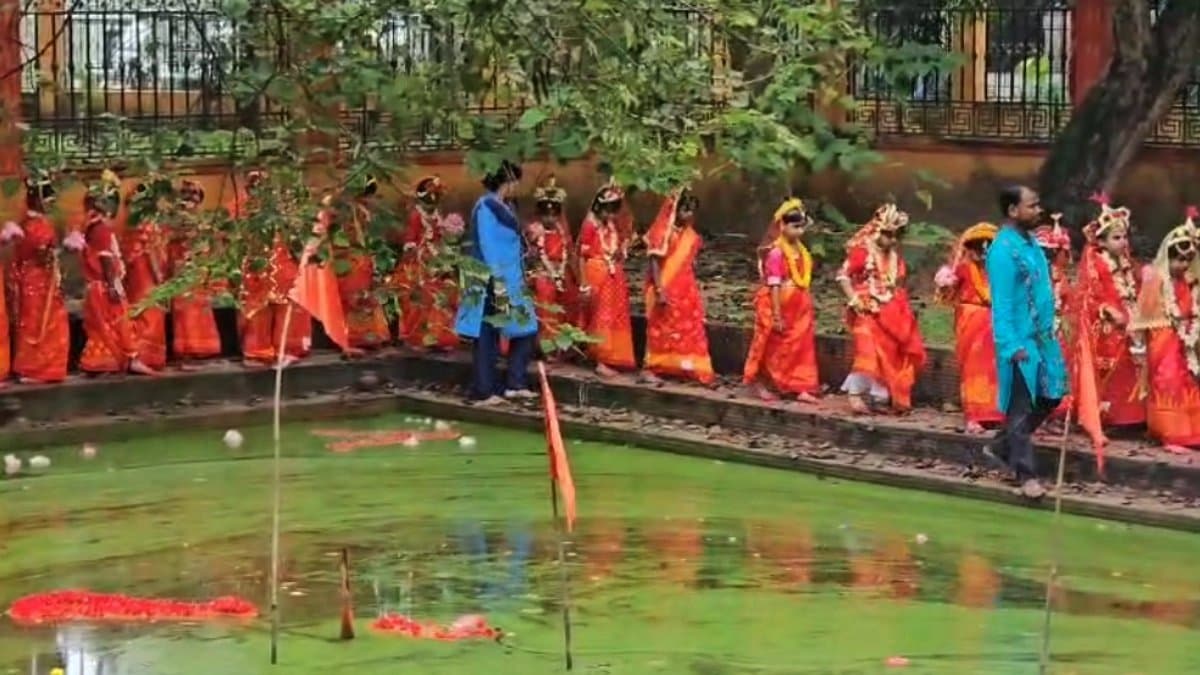 kumari puja organised at kankalitala 