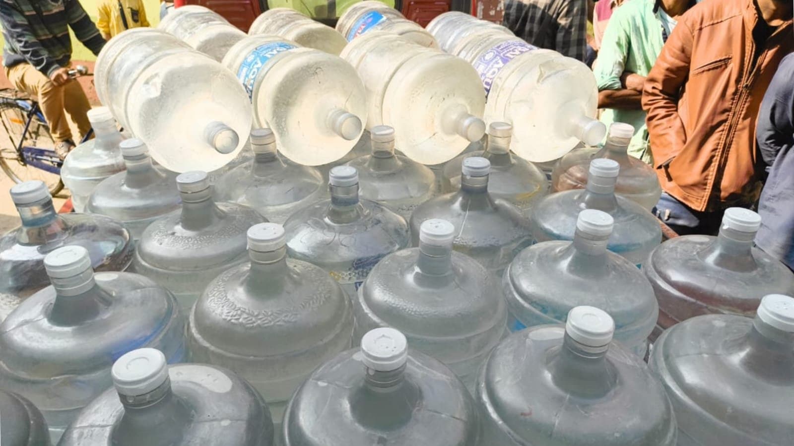 illegal drinking water business at konnagar in hooghly_gnr 