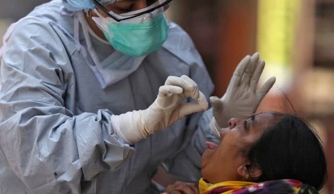 Maharashtra: বাড়ছে করোনা, বিধিনিষেধ জারি করল মহারাষ্ট্র
