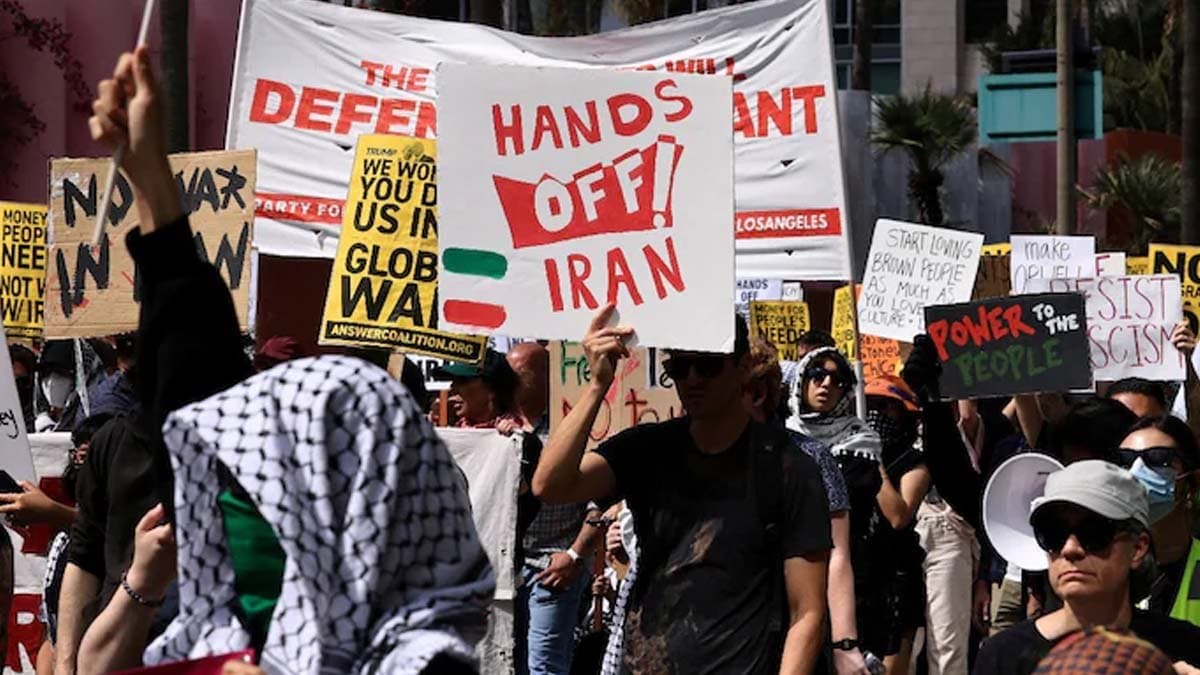 US Strikes Iran anti war protests erupt in multiple American cities following attack on Iran