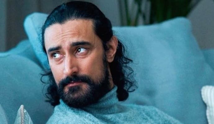 Kunal Kapoor: ‘কবি অথবা জঙ্গির চরিত্রে অভিনয়ের প্রস্তাব পেতাম শুধু’ বলিউডের বিরুদ্ধে বিস্ফোরক কুণাল কাপুর! এখন কী করছেন তিনি? 