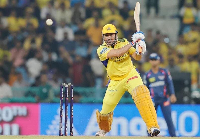 Sehwag brutally trolls former India teammate for bringing Dhoni topic