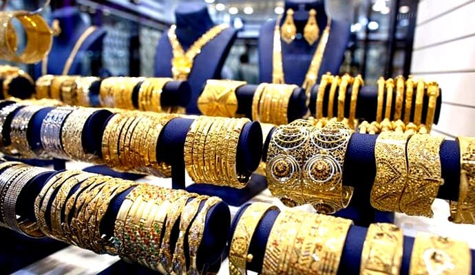 KOLKATA GOLD RATE:  রাখি পূর্ণিমার দিনে ঘরে নিয়ে আসুন সৌভাগ্যের ‘সোনা’