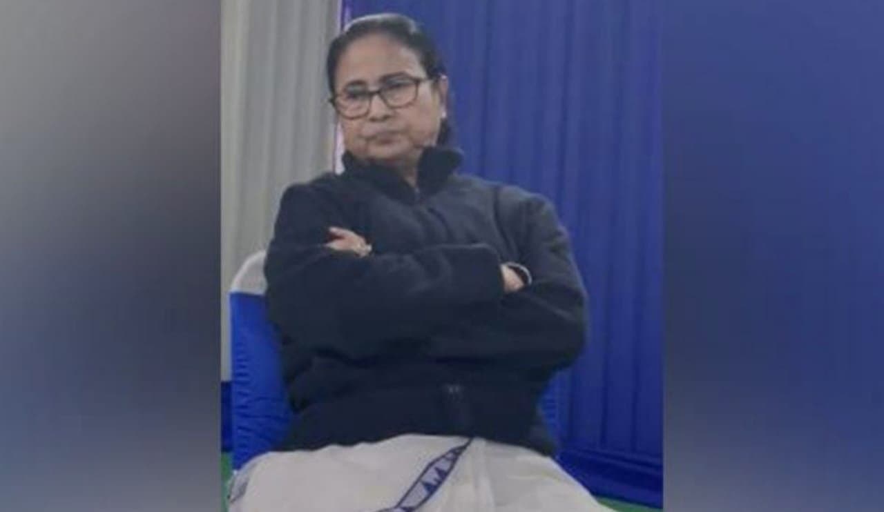 Mamata Banerjee: সবাইকে নিয়ে চলতে হবে: মমতা