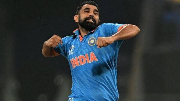 Mohammed Shami: হাসপাতালে ভর্তি মা, উৎকণ্ঠা নিয়েই বিশ্বকাপের ফাইনালে নামলেন সামি