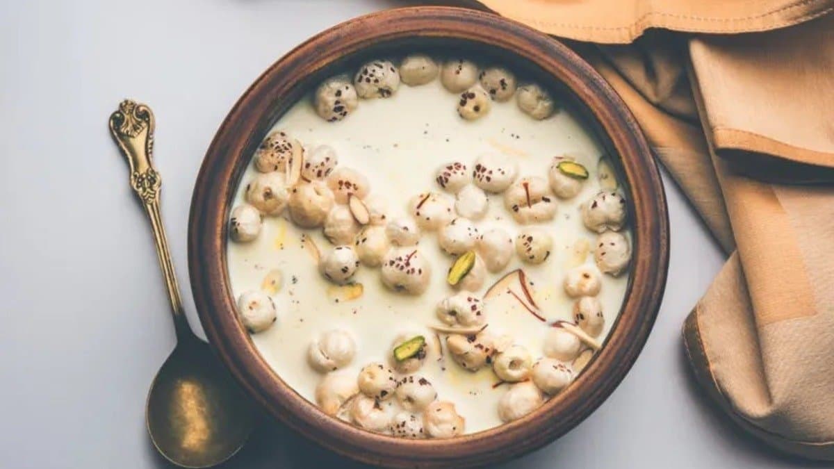 this healthy breakfast made with makhana is full of nutrition here is recipe lif