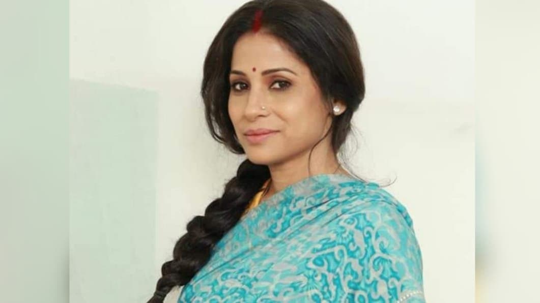 tollywood actress bidisha chakraborty wrote on social media about molestation ent