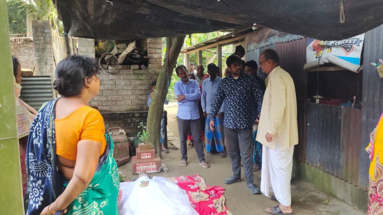 SIR in West Bengalo old man in nadia district dies due to SIR fear